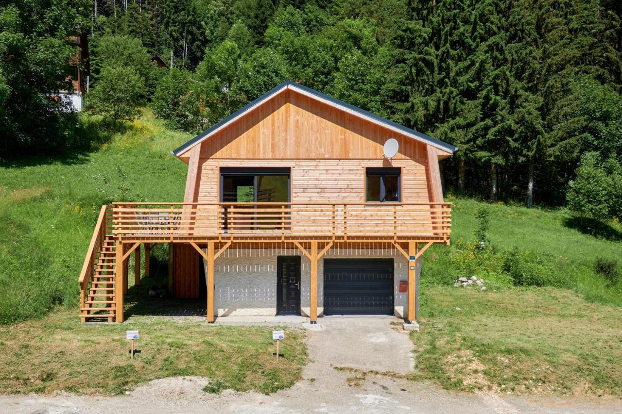 Chalet Le Lys Martagon Saint-Pierre-d'Entremont  المظهر الخارجي الصورة